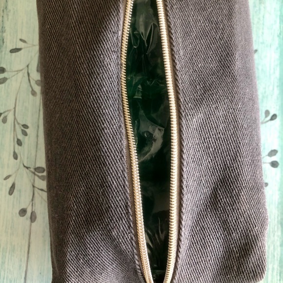 MAKEUP BAG TRAVEL BAG VACATION  NEW TOILETRY CASE DARK GRAY HEAVY CANVAS  CAMERA - Picture 3 of 5